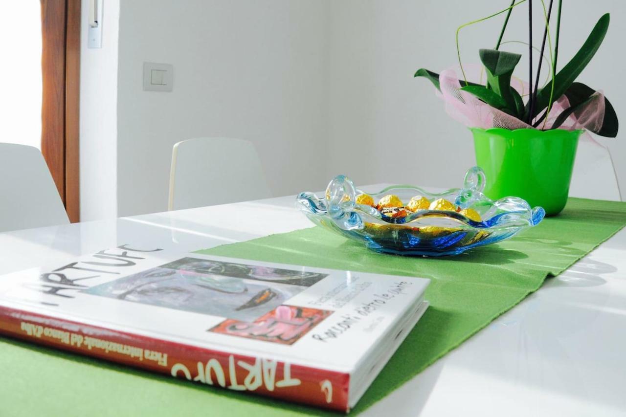הוילה גרינצאנה קאבור Casa Dei Nonni #Charminglanga מראה חיצוני תמונה
